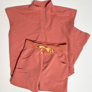 FIGS Scrubs Set - Womens Nursing Scrubs